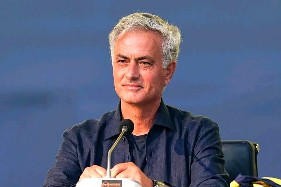 包含转折点！费内巴切官宣签约；NBA常规赛冲刺阶段攻防权衡；球迷炸锅；控场能力成焦点的词条