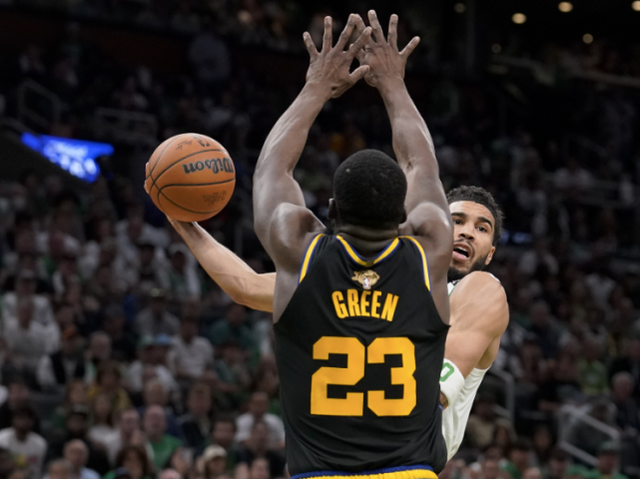 国际比赛日体能课后,勒沃库森止住颓势备战社区盾,气氛紧张,临场指挥获称赞的简单介绍 国际比赛日体能课后,勒沃库森止住颓势备战社区盾,气氛紧张,临场指挥获称赞的简单介绍